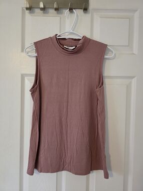 NWT | Sleeveless Mock Neck Top | SZ Medium